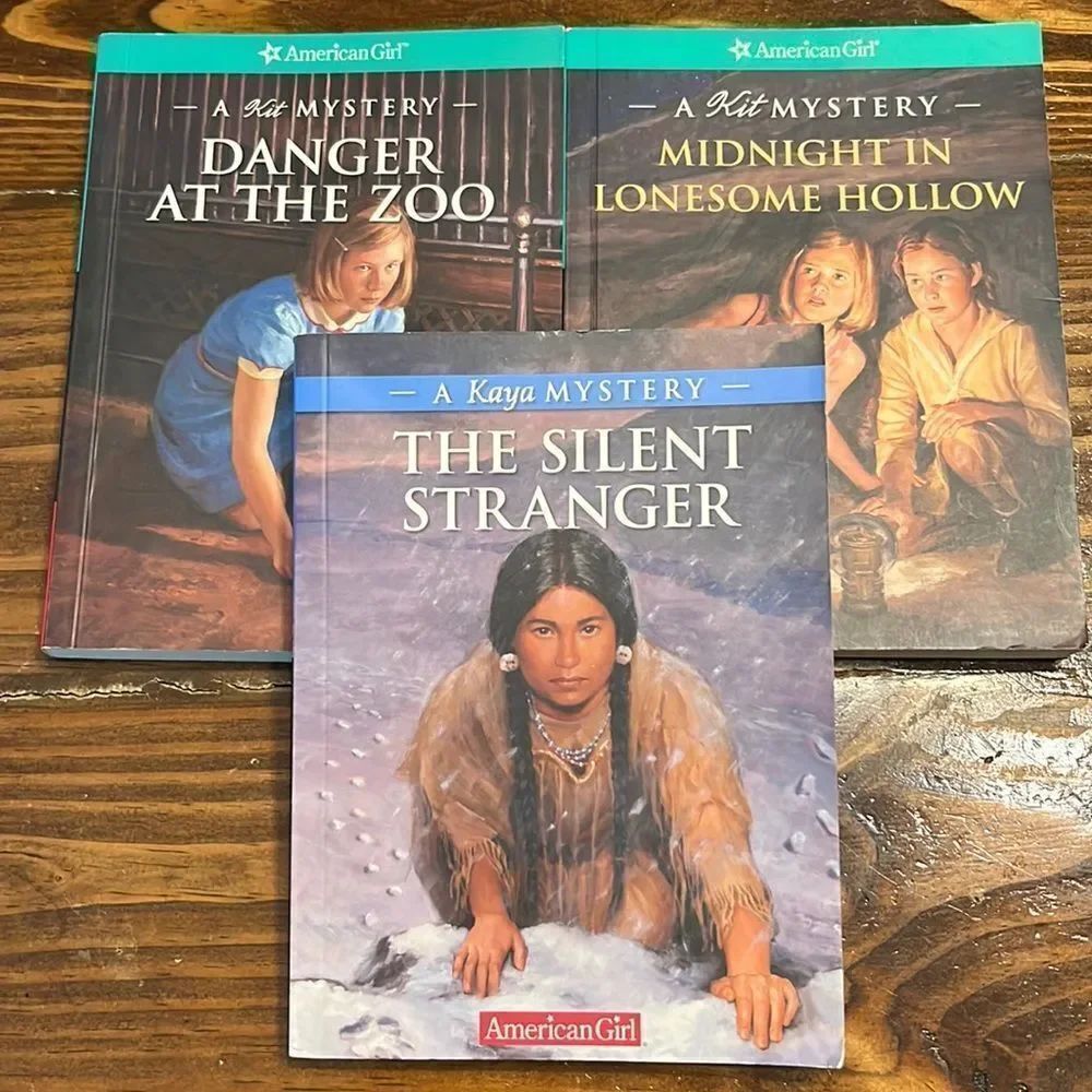 3 American Girl Mystery Chapter Books! Great Condition!